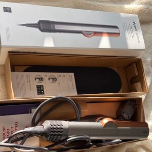 Dyson Airwrap Styler in Dyson Airstrait Hair Straightener Nickel/Copper